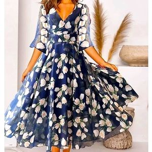 NWT White tulip sheer layered Blue short sleeve MIDI dress. Size M